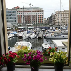 Casa Del Porto Al Borgo Marinari Naples